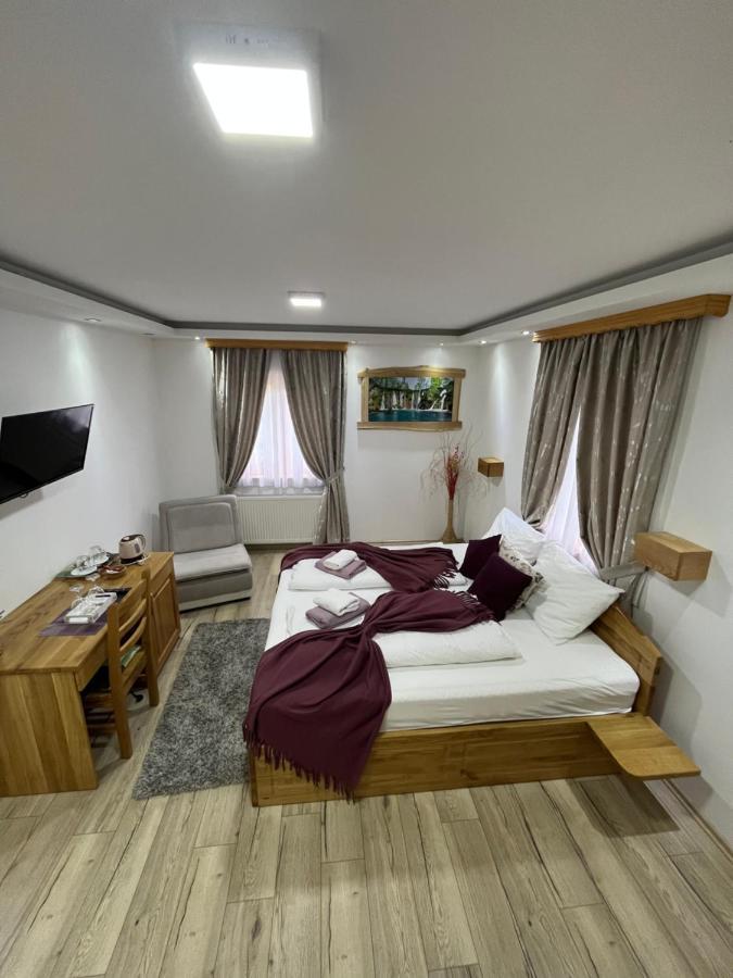 Rustic Inn River Prijeboj Екстериор снимка