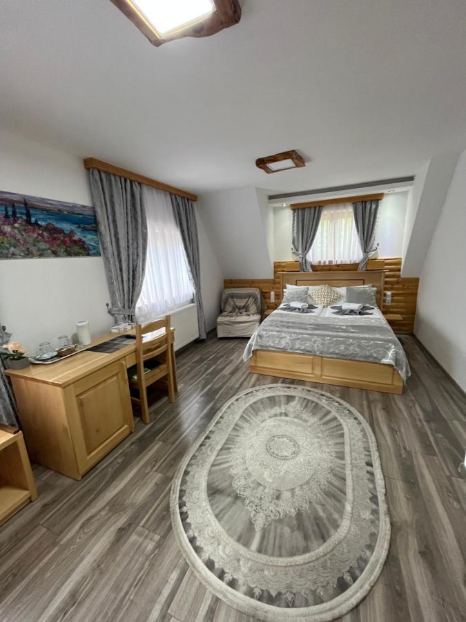 Rustic Inn River Prijeboj Екстериор снимка