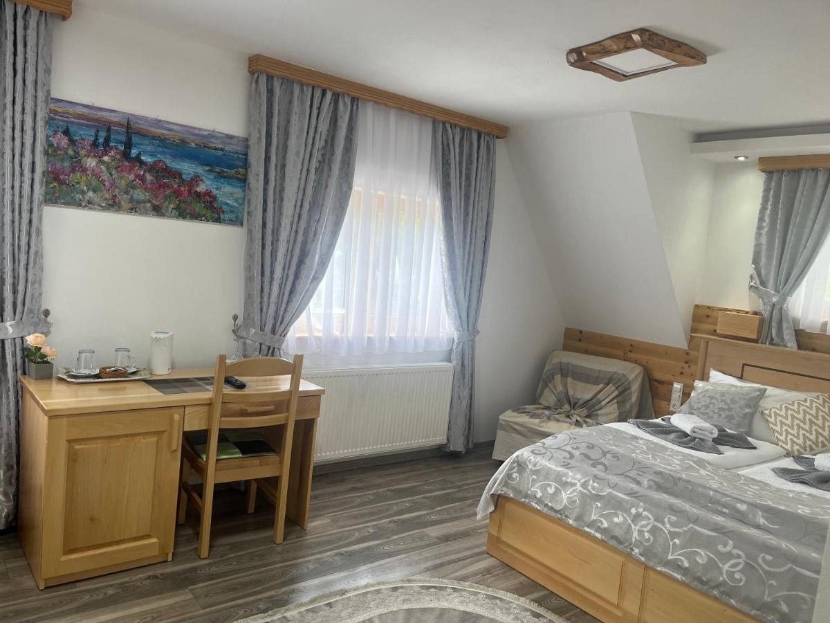 Rustic Inn River Prijeboj Екстериор снимка