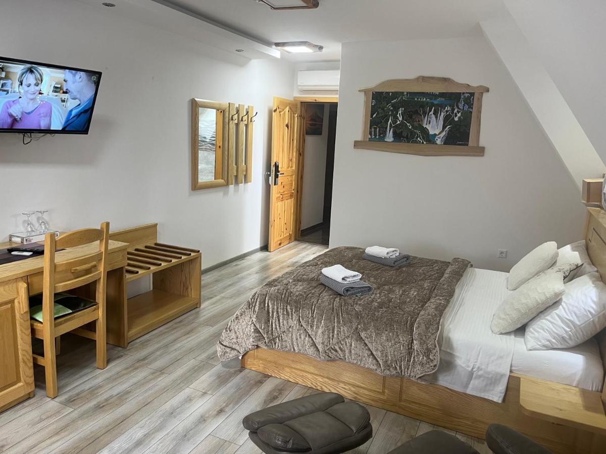 Rustic Inn River Prijeboj Екстериор снимка