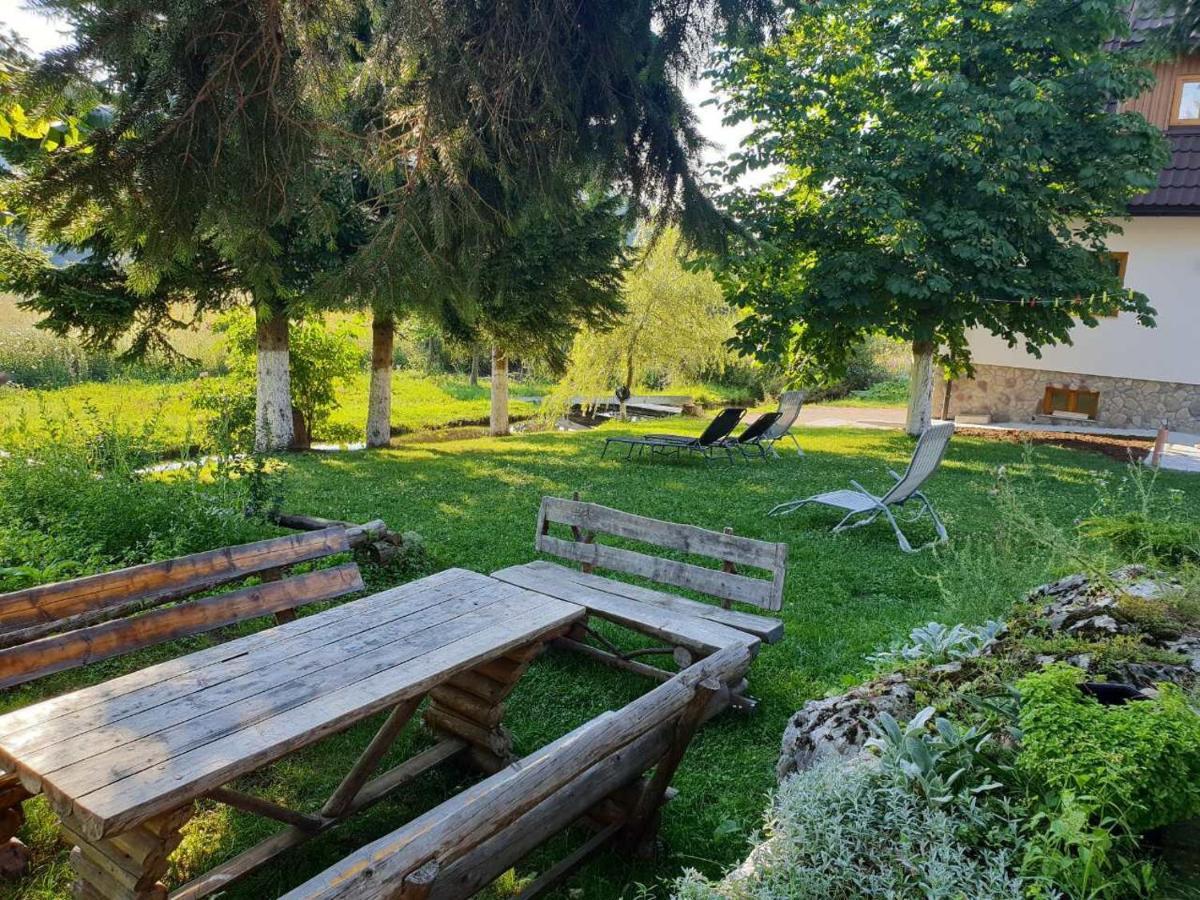 Rustic Inn River Prijeboj Екстериор снимка